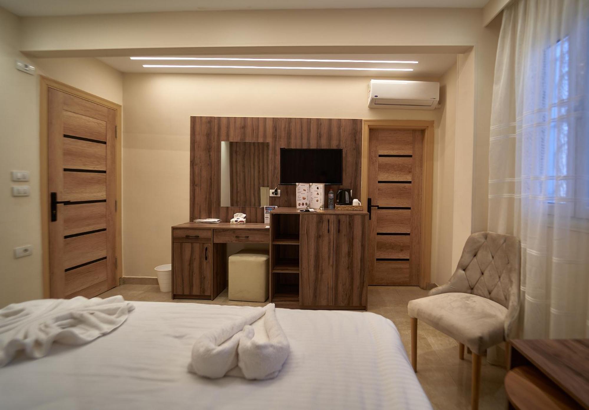 The Palace Pyramids Hotel Nazlet el-Sîsi 외부 사진
