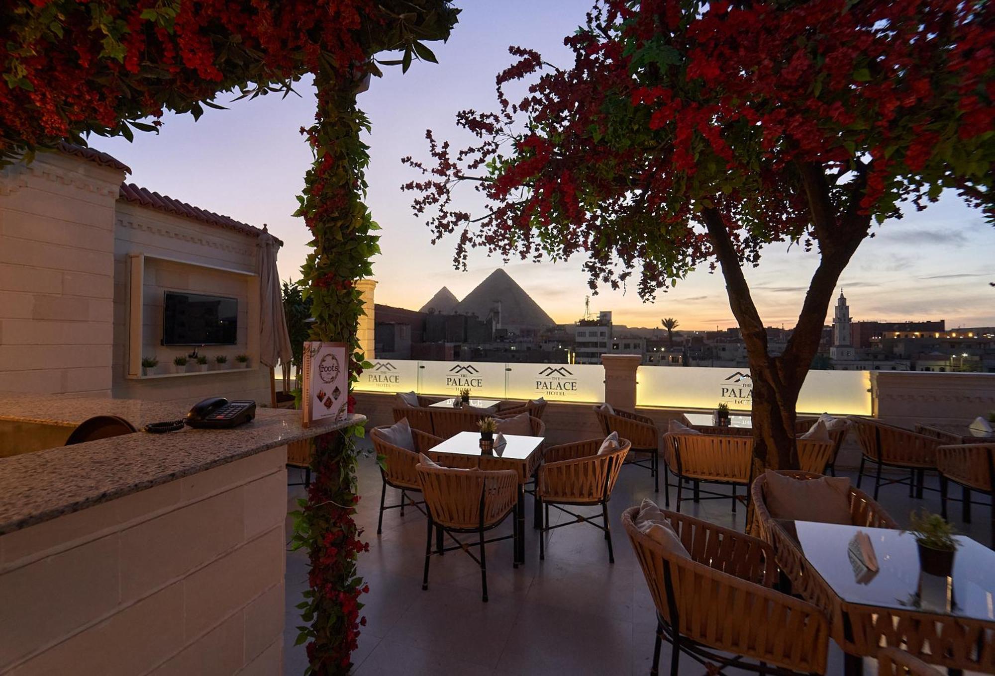 The Palace Pyramids Hotel Nazlet el-Sîsi 외부 사진